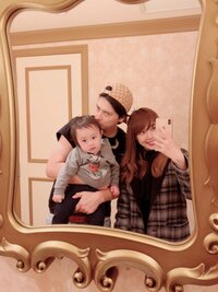 川崎希、夫・アレクの誕生日を1泊25万円のミラコスタスイートルームでお祝い