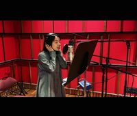 「いっぱい聴きたい」「ライブも楽しみ」上白石萌音のレコーディング中オフショットにファン歓喜