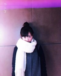 福原遥、大友花恋とお揃いのお団子ヘアーが激似と話題「双子みたい」