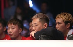 破天荒男・芦澤竜誠の“意外な一面”を魔裟斗が称賛　監督として“選手思い”の熱血指導が光る