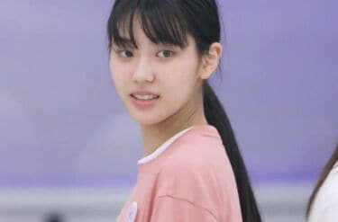 この子は何者？一番難しい曲を短期間で完成させたスタイル抜群の17歳 
