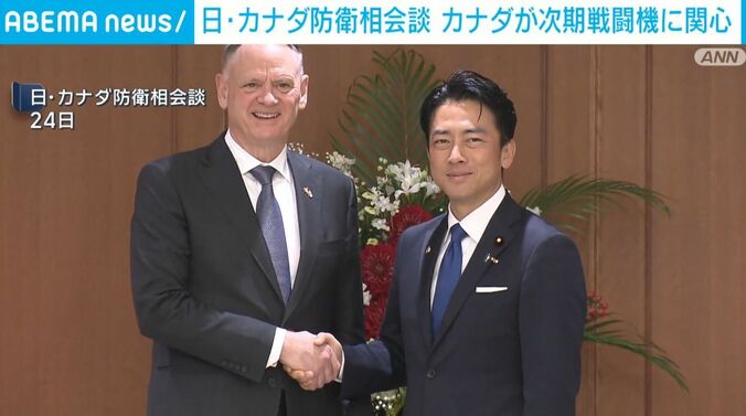 小泉防衛大臣、カナダ・マクギンティ国防相
