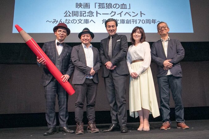 役所広司、喫煙シーン満載の映画出演に「実は禁煙したばっか。せっかく忘れかけていたのに」 6枚目