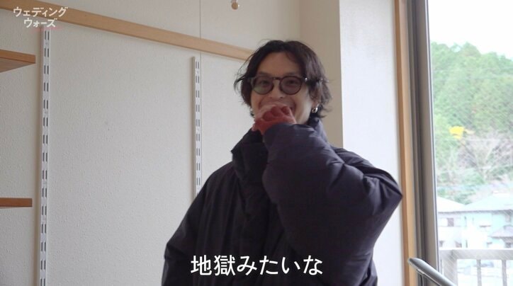 【写真・画像】人気インフルエンサー、18歳まで施設で育ったと告白「地獄みたいな…」衝撃の過去を振り返る　2枚目