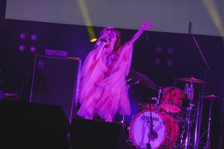 【写真・画像】「ABEMAアニメ祭」バイきんぐ小峠・錦鯉ら”おじさん芸人”がアニメを学ぶ!? 史上初「しかのこ生ライブ」も【9月15日レポート】 4枚目