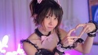 えなこ、29歳の誕生日 生配信で黒＆ピンクドレスのスクショタイム