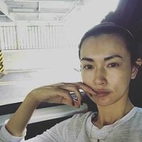 長谷川京子、寝起きのすっぴん姿を公開　「綺麗すぎる」「色っぽい」と反響