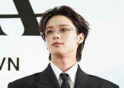 「メガネKくんセクシー」「足なっっが」&TEAM、洗練されたビジュアルと一糸乱れぬパフォーマンスに大歓声