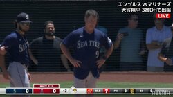 55歳の監督も「あー、しんどい」とぐったり 大谷翔平も“参戦”した8人退場の乱闘劇でユニフォームぐちゃぐちゃ