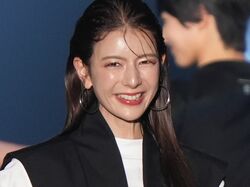 「変わらず綺麗」「スタイル抜群」スザンヌ(38)、地元・熊本でランウェイ！変わらぬ美貌に反響