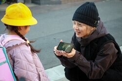 不倫した母は息子に土下座「あなたを裏切ってごめんなさい」水野美紀＆佐藤大樹、親子の対面シーンに涙『離婚しない男』