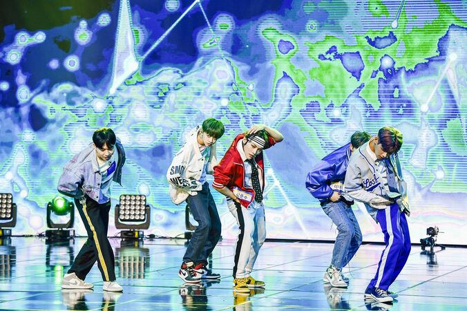 BTS「DNA」、KARA「ミスター」などのヒット曲を披露！3位のチームは全員脱落する残酷な本選2ラウンド「3派別ベストチーム戦」が開幕『青春スター』 1枚目