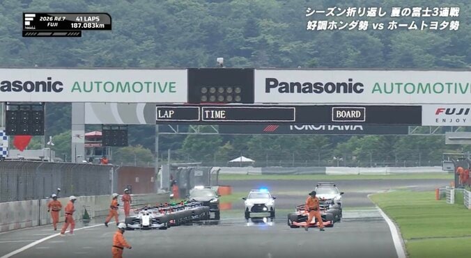 日本最速レースで異例の事態 “スタート切れず”45分遅延「発進した瞬間に違和感はあったが…」珍しいトラブルにドライバーも困惑 2枚目