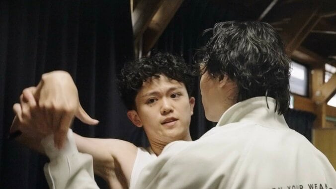 【写真・画像】「言ってみろよ、あ？」 ディベートの作戦会議が取っ組み合いに「もうお前達と絶交したい」　1枚目