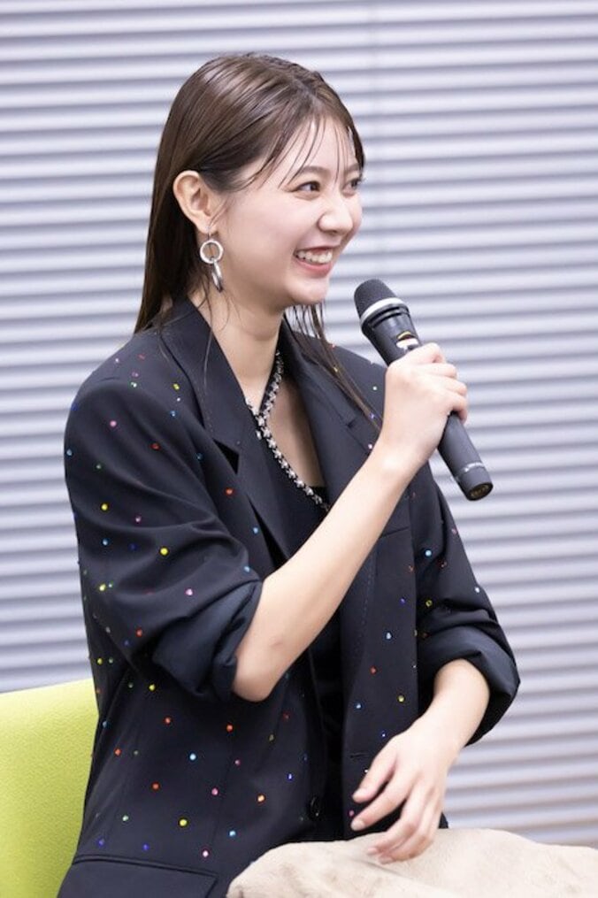 ミニスカにピアス…川津明日香、ヤンチャ気味な学生時代の校則違反は「いかに先生と仲良くなるか」で乗り切る 4枚目