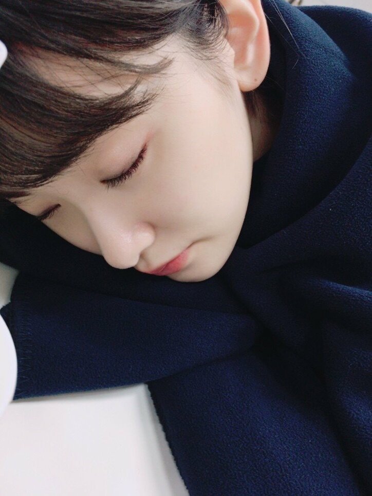 乃木坂46 生駒里奈の綺麗すぎる寝顔写真を公開 か か かわいい 話題 Abema Times