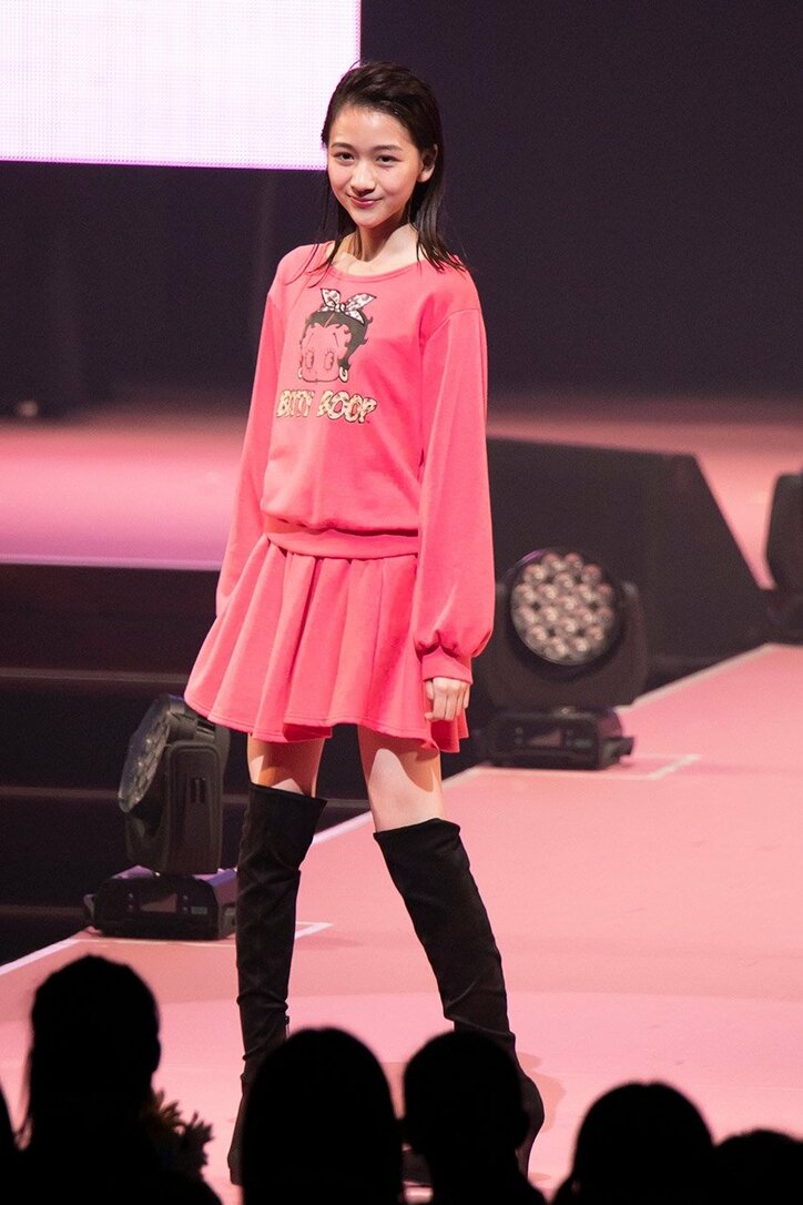 竹内涼真＆浜辺美波、新田真剣佑のサプライズ登場に大歓声！ -Seventeen 夏の学園祭2018【画像集】