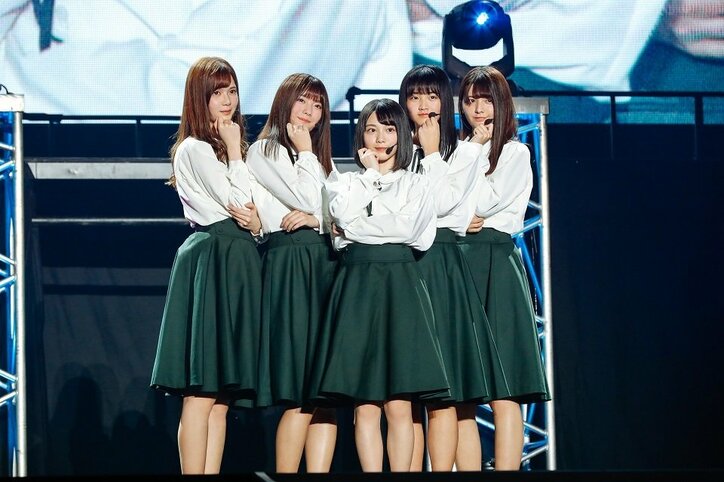 欅坂46の2期生、ライブに寸劇に楽器生演奏で個性をアピールした『おもてなし会』