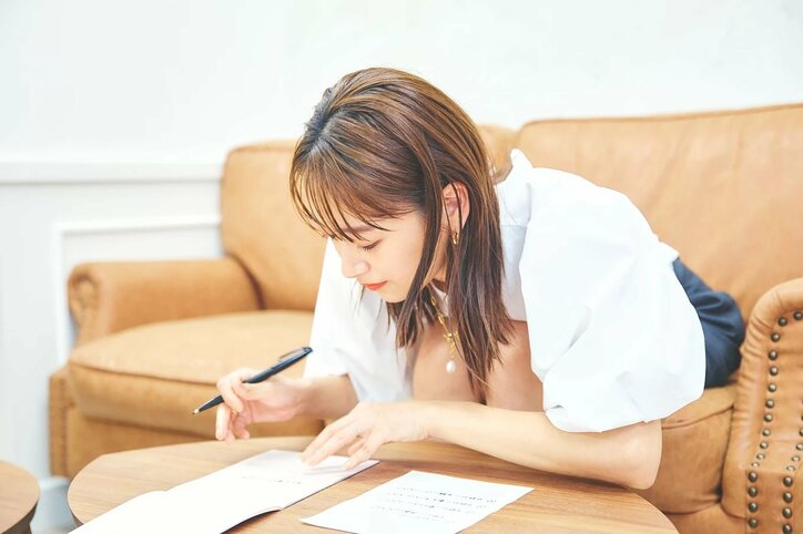 「男と女が対等でありたい」2児のママ近藤千尋のリアルな素顔