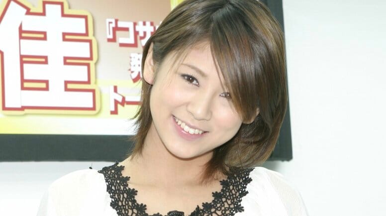 洗脳され71キロに激太り…“奴隷”と呼ばれた小阪由佳、転落の真相を告白「頭皮をガリガリ1時間以上かく」「血がつくことで安心」