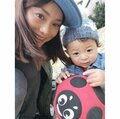 蛯原英里、息子と公園デートを満喫「初めてニット帽をかぶってみました」