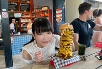 もえのあずき『シドニーのデカ盛りチャレンジ☆』