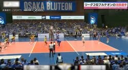 場内騒然！バレー日本代表・西田有志、相手リベロを破壊する“125キロ弾丸サーブ”「攻撃性がピカイチ」試合を決める“勝負強いプレー”