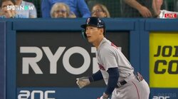 「まってました！」吉田正尚、ファン待望の9号は135メートル級の1発 「すげえ綺麗なスイング」「綺麗なフォームでいったなあー」美スイングにファンも見惚れる