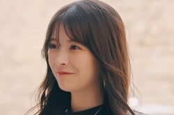 ”小泉今日子の娘役”女優、白肌際立つシースルードレス姿を披露！涙の脱落後に堂々復活「掻き回せー！」「最高」と反響