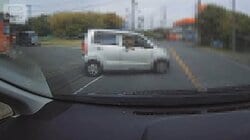 「出てこいよ！」刃物ちらつかせ脅す　78歳男を逮捕　ドラレコに交通トラブル一部始終