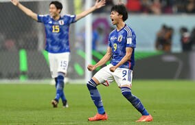 「この悔しさを必ず次に繋げます」世界が注目したライン際の“折り返し”、敗退後に号泣の三笘薫が心境綴る「素晴らしいチームで闘えて本当に光栄」