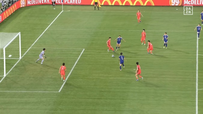 【日韓戦】なでしこ10番が韓国代表を翻弄！鬼プレスでボール奪取→ノールックパスで先制点演出「強い！上手い！」植木理子も「ほぼ長野風花のゴール」 5枚目