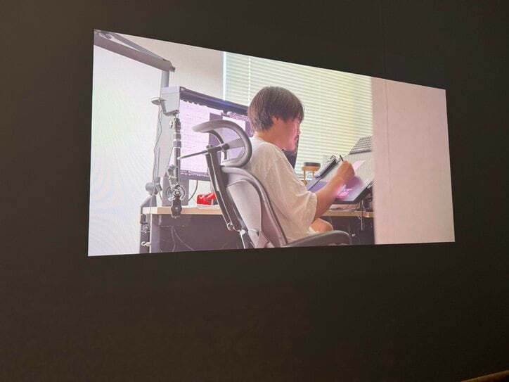 [Photos/Images] Recreating "Fujino’s Room" and "The Kyomoto House Hallway"! A Venue Report on "Look Back Anime Exhibition—Oshiyama Kiyotaka: The Emotions of Lines," Featuring a Massive Collection of Original Key Frames 30th