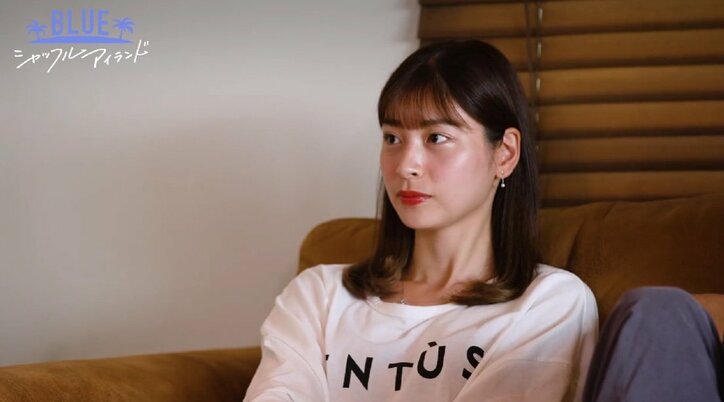 美人すぎるカフェ店員、好きな人と他の女とのイチャイチャ2ショットに動揺「めっちゃ美男美女…」