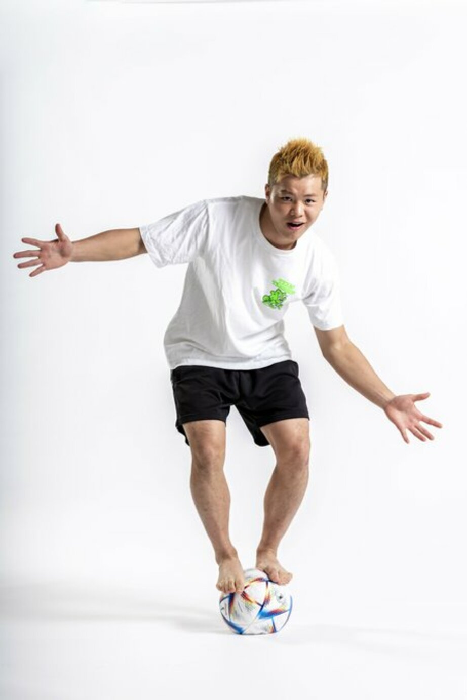 サッカーを観戦するときは選手の反応スピードや1歩目の速さなどが気になるという ©Takuya Sugiyama