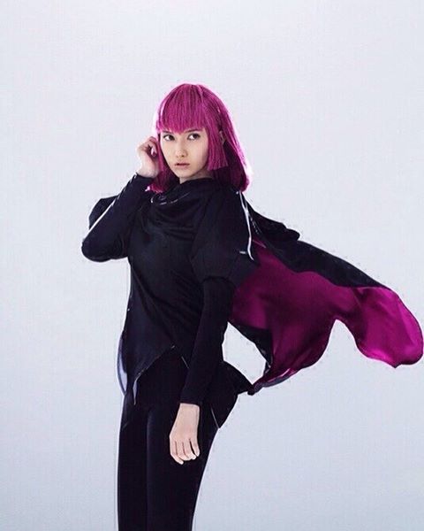 ZガンダムかZZ  ハマーン・カーン セル画 Yahoo!オークション - 美品 機動戦士 ガンダム ZZ セル画 北爪