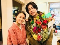 葵わかな、成田凌と“親子”2ショット公開「ちょっと変だけど、素敵な関係性」