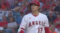 大谷翔平 第2打席はライトへの特大フライ