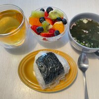 桜井奈々『ほっこりおにぎり朝ごはん』