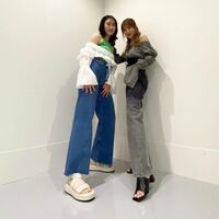 新山千春『親子で お揃いコーデでの収録でした!!』