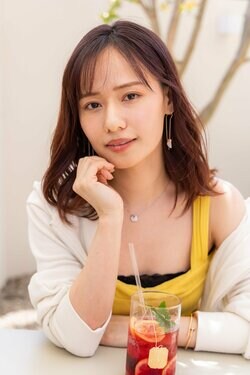 会社社長や美人すぎる広報担当も！ 大人の色気と余裕で男性を虜にさせる、婚活番組で話題の30代美女6人オフショット一挙公開『GIRL or LADY ～私が最強～』