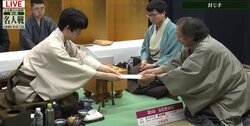 藤井聡太名人が52手目を封じる 挑戦者・永瀬拓矢九段との“関西空港対局”は互角のまま2日目へ！／将棋・名人戦第3局