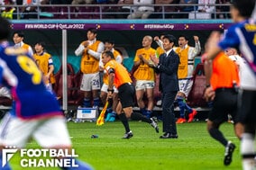 「俺だったら…」。ベンチで2得点を見たサッカー日本代表FW「あれが狙いでした」【コラム】