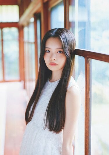 r*読様 浅井恋乃未 櫻坂46 四期生お披露目制服 生写真 直筆 サイン