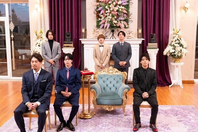 【写真・画像】「え、やだ、口がいい」指原莉乃と同期の31歳元アイドル、誰もいない寝室で…年下チャラ男に何度もおかわりキス「めっちゃエロい」　2枚目