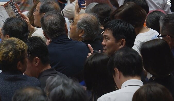 「どこ座ってる?」大相撲中継、日本代表・森保監督の居場所にファン興味津々「うれし涙でしょうか?」カメラが捉えたまさかの瞬間に実況思わず 3枚目