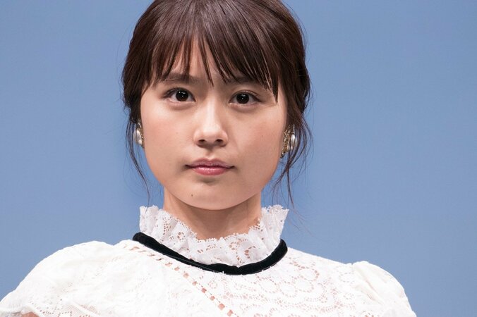 有村架純、内村光良とのレアショットを披露し久々共演に感激「涙が出そう」 1枚目