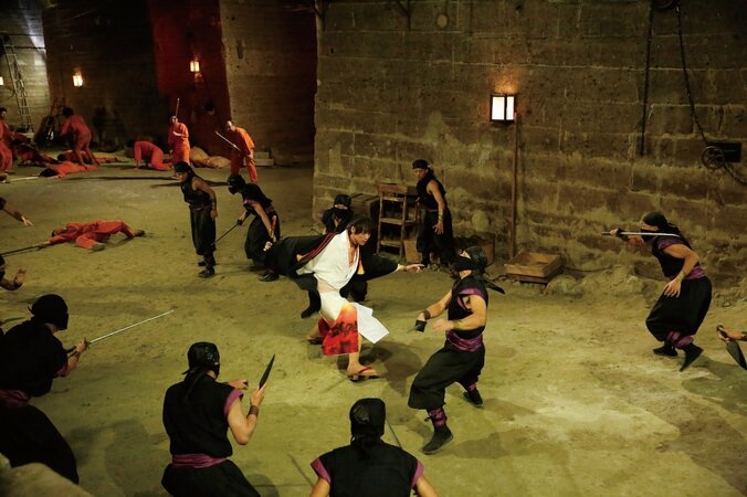 『曇天に笑う』本広克行監督、男ばかりの群像劇に女子萌え意識 3枚目