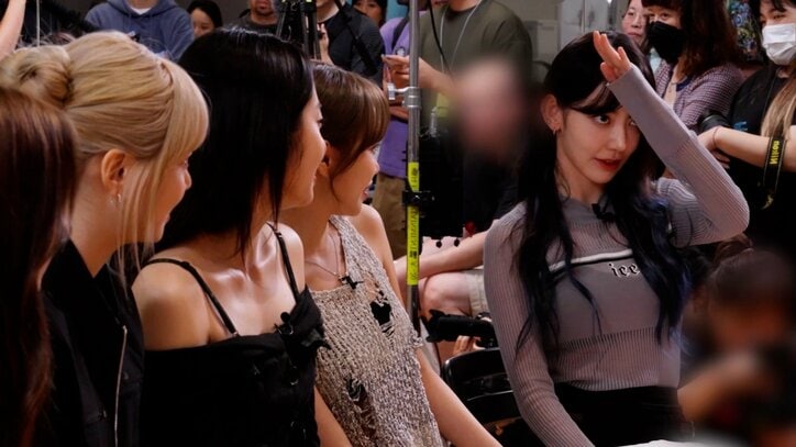 宮脇咲良にお願い「表情を見たいです」 LE SSERAFIMの5人が見守る目の前で練習生たちが緊張パフォーマンス