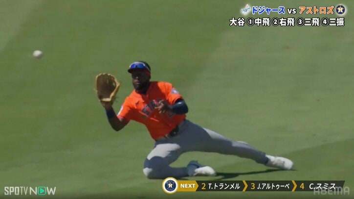 【写真・画像】ロバーツ監督“憮然” ド軍中継ぎ右腕、痛恨の押し出し四球に怒り露わ 解説者も苦言「自滅ですよね」二死奪うも突如乱調　1枚目